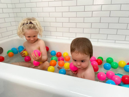 Ball bath for ball preschool